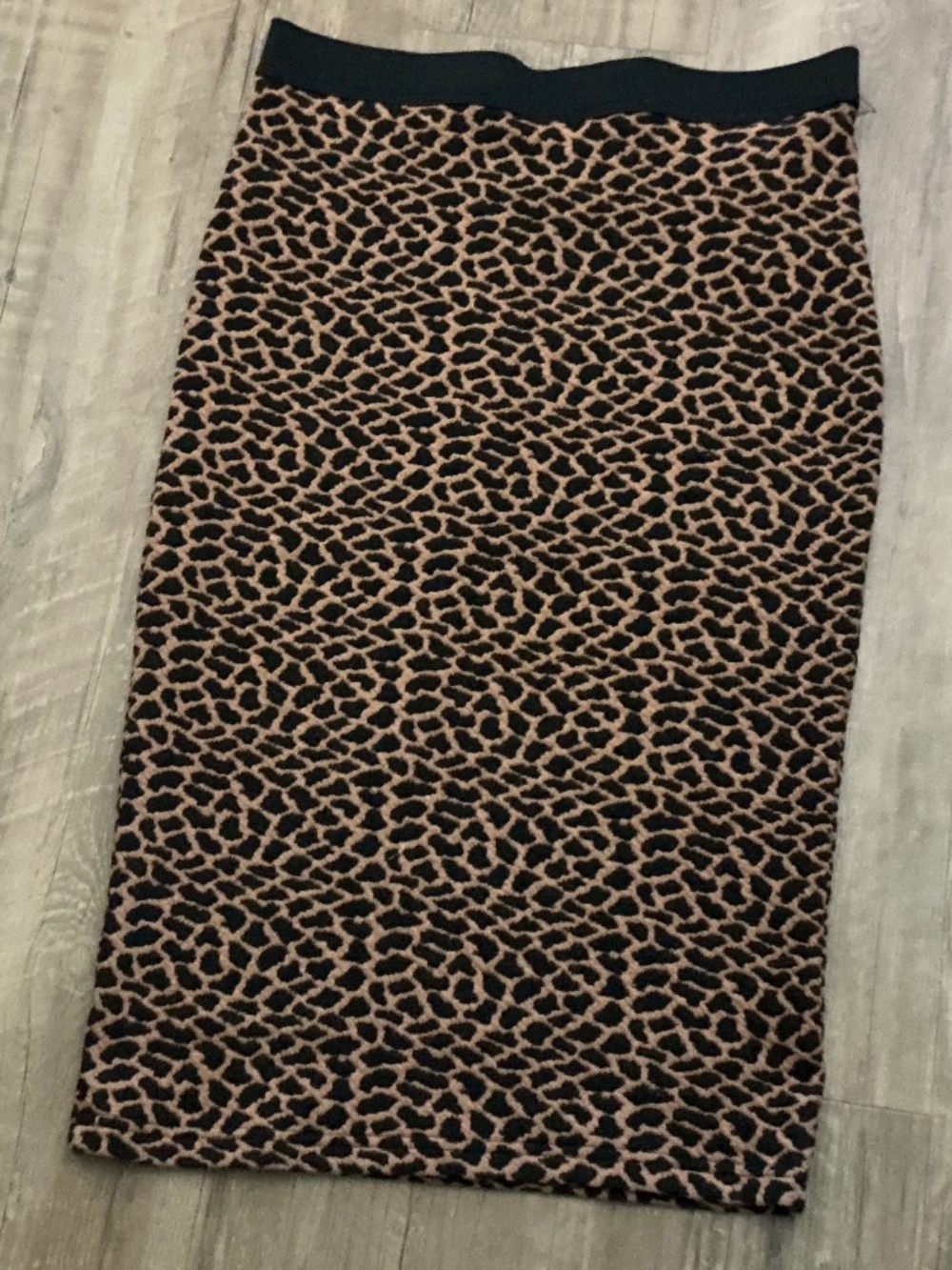 RD style leopard knit pencil skirt, size M